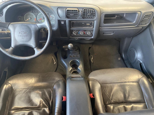 Imagem 3 de 9 de S10 Diesel 4x2 Mecanica