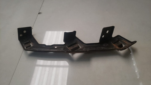 Suporte Farol Lado Esquerdo Kia Sorento 2010 A 2015