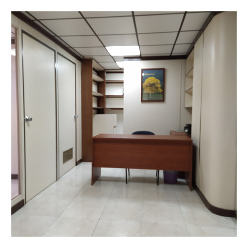 Imagen 6 de 9 de Oficina En Venta - Urb. La Campiña