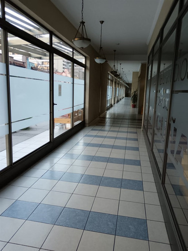 Metro Sta Isabel Un Dormitorio Amplio Equipado Con Terraza