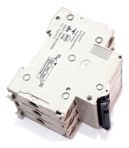 Disjuntor C60n 10 A C10 24349 Tripolar Schneider Electric
