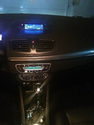 Renault Fluence 2015 2.0 Dynamique Hi-flex 4p