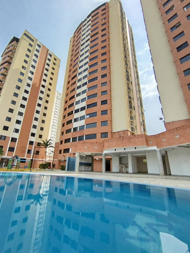 En Venta Apartamento Con Planta Electrica  Piscina Y Pozo En Mañongo