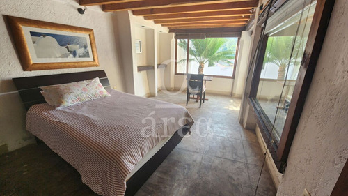 Casa En El Centro De Valle De Bravo