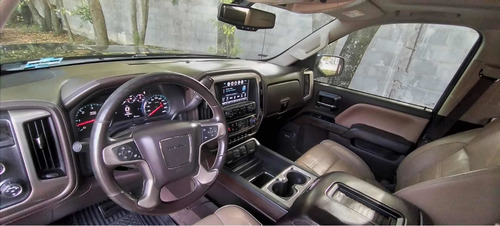 Imagen 9 de 13 de Gmc Sierra 2017 6.2 Denali Dvd At