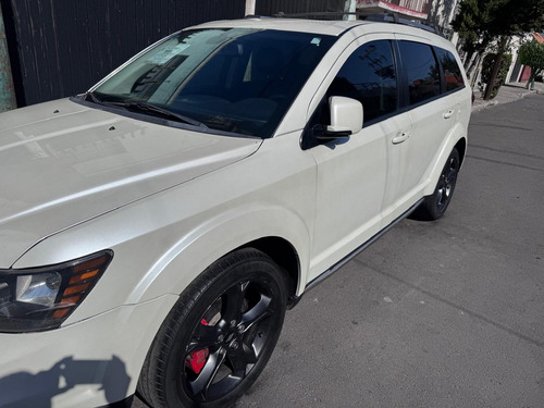 Dodge Journey 2.4 Sxt Sport 7 Pasajeros At