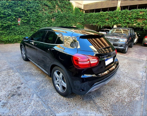 Imagen 7 de 10 de Mercedes-benz Clase Gla 1.6 Gla250 Amg-line 211cv 2017
