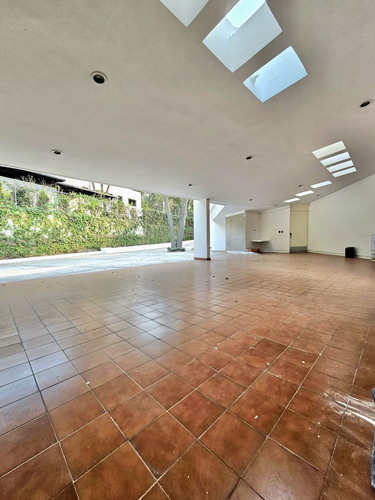 Vendo Casa Minimalista De Holgada Amplitud Colindando A Reserva Ecologica