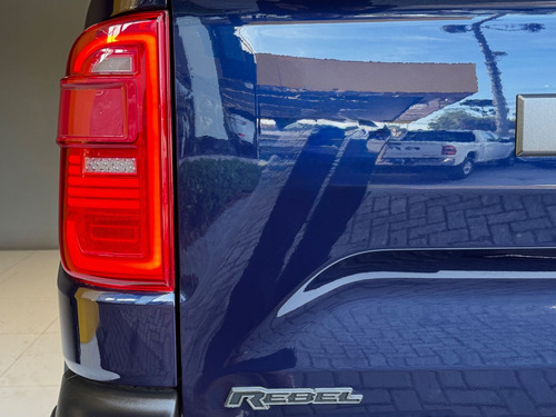 RAM Rampage REBEL HURR.4 2.0 TB CD 4X4 Aut.