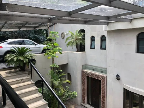 Venta Casa En Calle Cerrada En Jardines En La Montaña