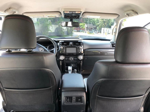 Imagen 12 de 12 de Toyota 4runner Sport Wagon 4x4 Automatica
