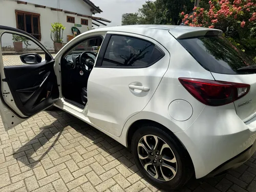 Mazda 2 Touring