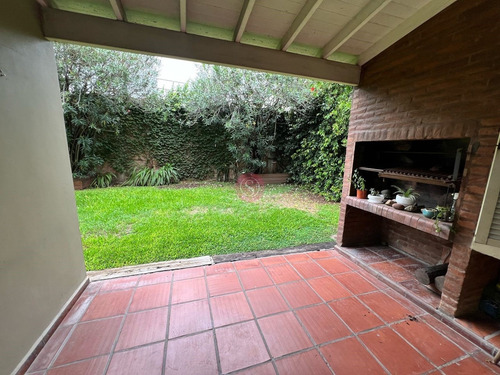 Casa En Venta En Champagnat, Pilar, G.b.a. Zona Norte