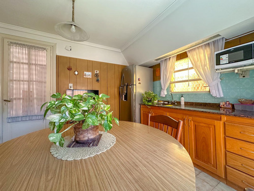 Casa En Venta En Lanús Este