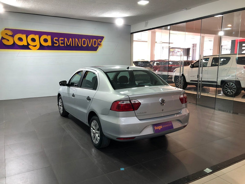 Imagem 8 de 11 de Volkswagen Voyage 1.6 Msi 8v (flex)