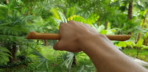Kubotan, Yawara Doble Punta, Estilo Pezuña De Venado (otate)