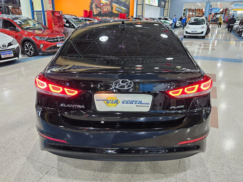 Hyundai Elantra 2.0 16v