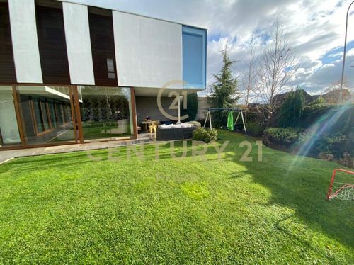 Imagen 26 de 26 de Venta De Casa Residencial En Exclusivo Sector Portal De L...