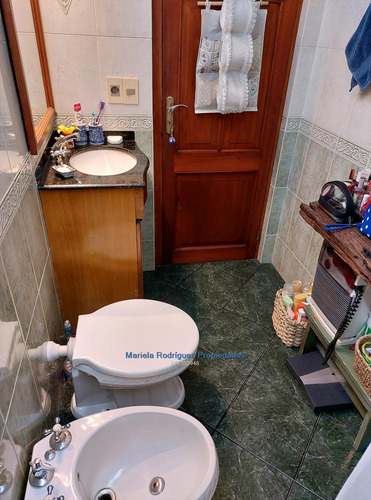 Casa En Planta Baja Contrafrente Reciclada Sin G. Comunes