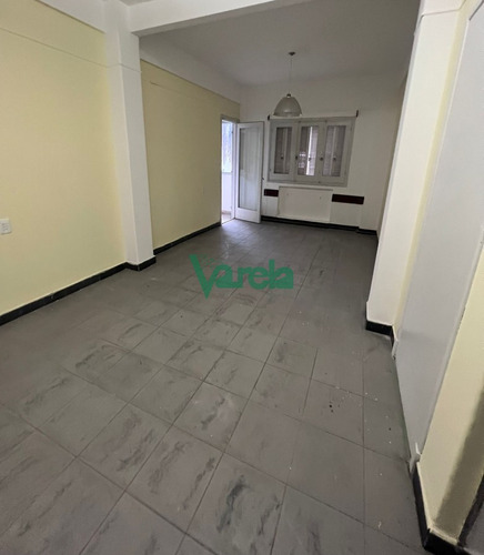 Venta Apartamento, Cordón Sur,2 Dorm,  Amplio, Luminoso, Semi Reciclado, 67 M2!!!!