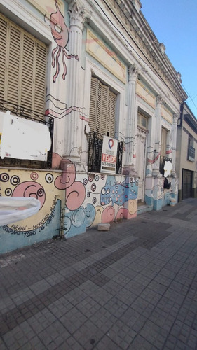 En Venta- Gran Propiedad A Reciclar En Zona Centro
