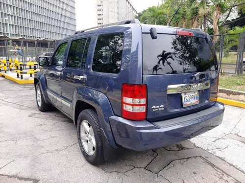 Imagen 7 de 14 de Jeep Cherokee Limited 2009 4x4 Automático