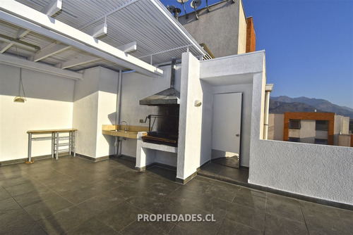 Departamento En Venta De 2 Dorm. En Las Condes