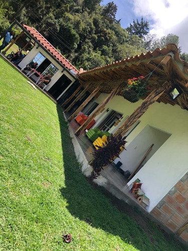 Linda Finca En Venta Vereda La Clarita Guarne