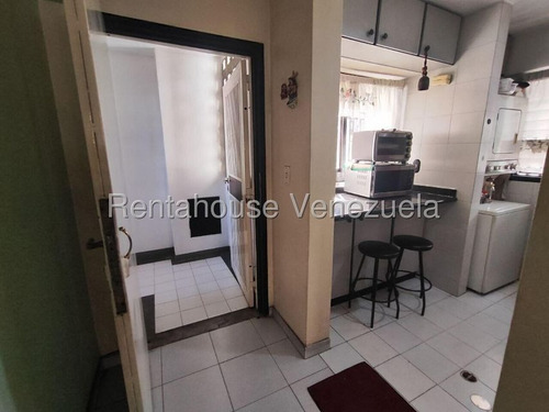 Venta De Apartamento En Urbanizacion Bello Monte.agua Constante. Gran Oportunidad! #25-18467 Np