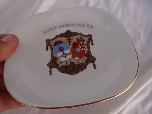 Plato Banco Monserrat Antiguo Logo Escudo Verbano Porcelana (Usado)