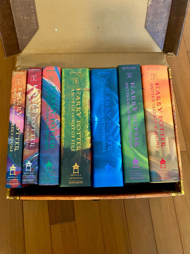 Box Harry Potter Colecionador Com 7 Livros Capa Dura Em Inglês (praticamente Intocados)