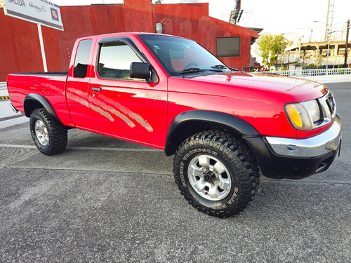 Frontier 4x4 Estandar 4 Cil Cabina Y Media