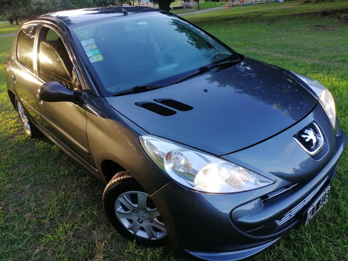 Peugeot 207 2014 1.4 Allure 75cv