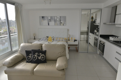 Apartamento Con Excelentes Servicios-ref:3179