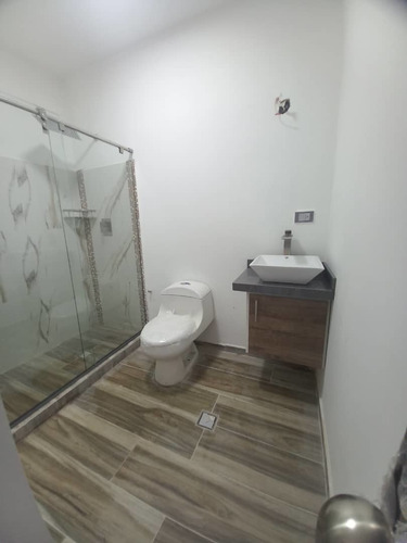Imagen 5 de 20 de Venta De Apartamento En Buenaventura. Adlz