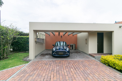 Casa En Arriendo/venta En Guaymaral. Cod V1088042