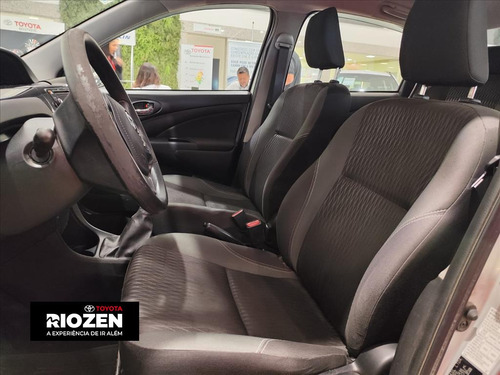 Toyota Etios 1.5 X PLUS SEDAN 16V FLEX 4P MANUAL