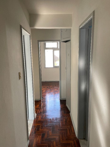Imagem 5 de 8 de Apartamento Para Alugar Na Rua Ministro Otávio Kelly, Icaraí, Niterói - Rj - Liv-24310