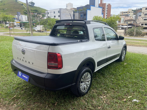 Volkswagen Saveiro 1.6 Robust Cab. Dupla 16v Total Flex 2p