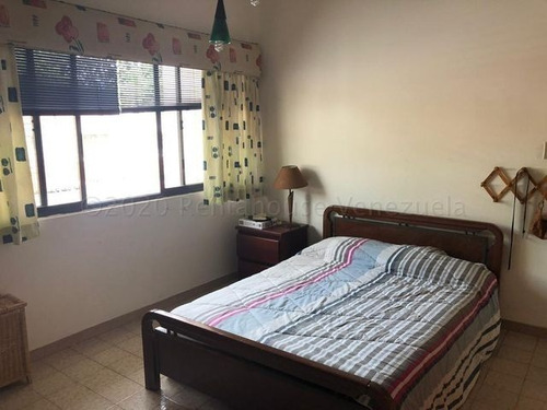 Imagen 22 de 30 de Gustavo Zavala Rentahouse 22-12924
