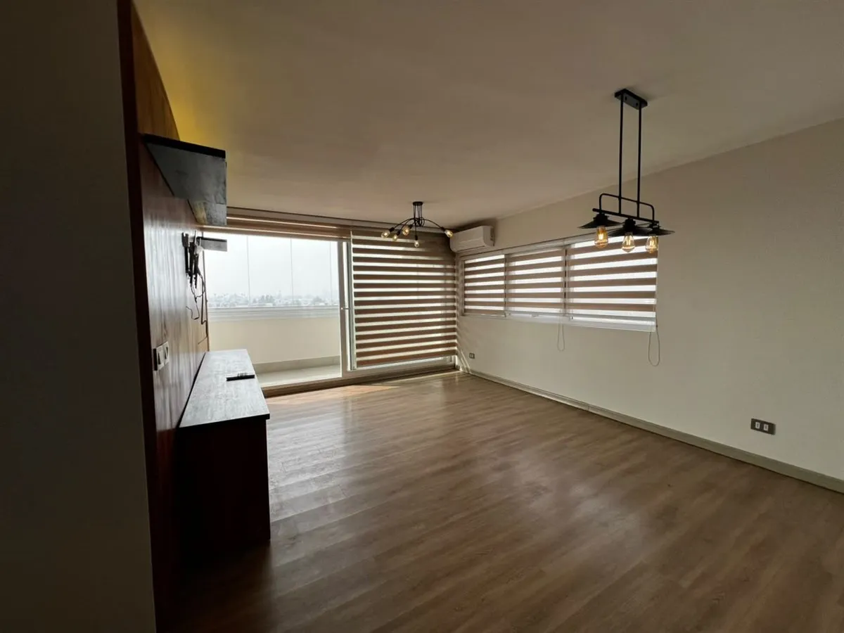 Imagen 2 de 30 de Moderno Departamento En Arriendo De 3 Dorm. En Maipú