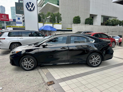 Kia Forte 2.0 Hb Gt Line At