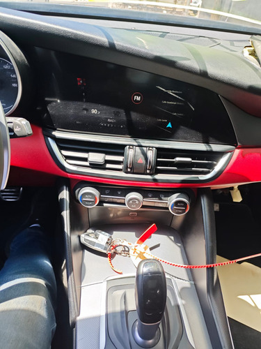 Alfa Romeo Giulia 2019 Ti 4 Cil. Turbo 280 Hp A/t. Auto Por