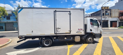 Mercedes Acelo 815