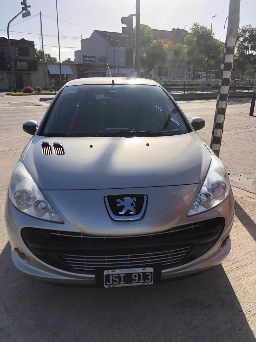 Peugeot 207 1.6 Sedan Xt