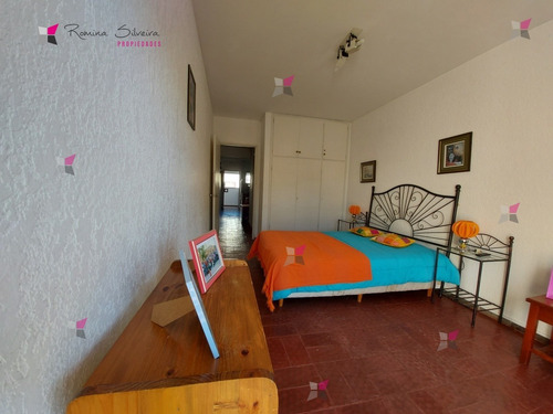 Muy Lindo Apartamento En Venta A Metros De La Playa - Ref: 9486