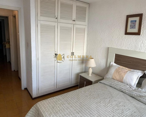 Apartamento En Mansa, Primera Linea - Consulte !!!!!!- Ref: 3965