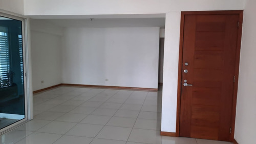 Imagen 15 de 28 de Apartamento En Evaristo Morales 3er Piso 256mts