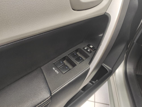 Toyota Corolla 2.0 Xei 16v Flex 4p Automático