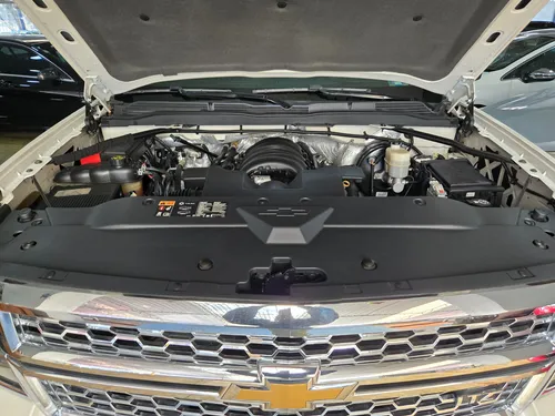 Chevrolet Cheyenne 5.3 2500 Crew Cab LTZ 4x4 At
